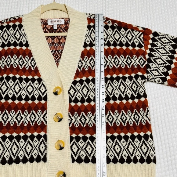 SHYANNE WOMEN'S SOUTHWESTERN PRINT CARDIGAN . PERFECT CONDITION!! - Picture 3 of 8